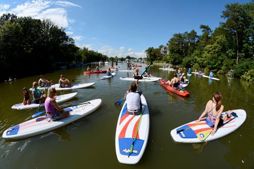 Business listing image